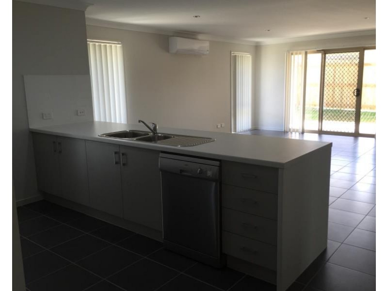 6 Rosedale Street, Parkhurst QLD 4702